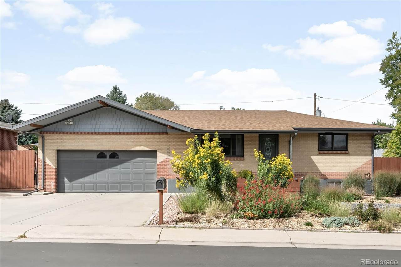 5401 Raritan Way - Photo 1