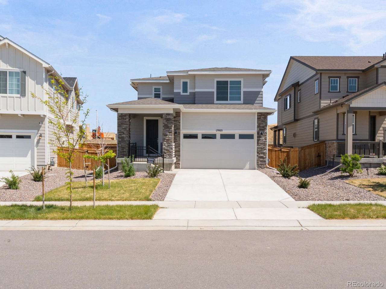 17923 93rd Avenue - Photo 1
