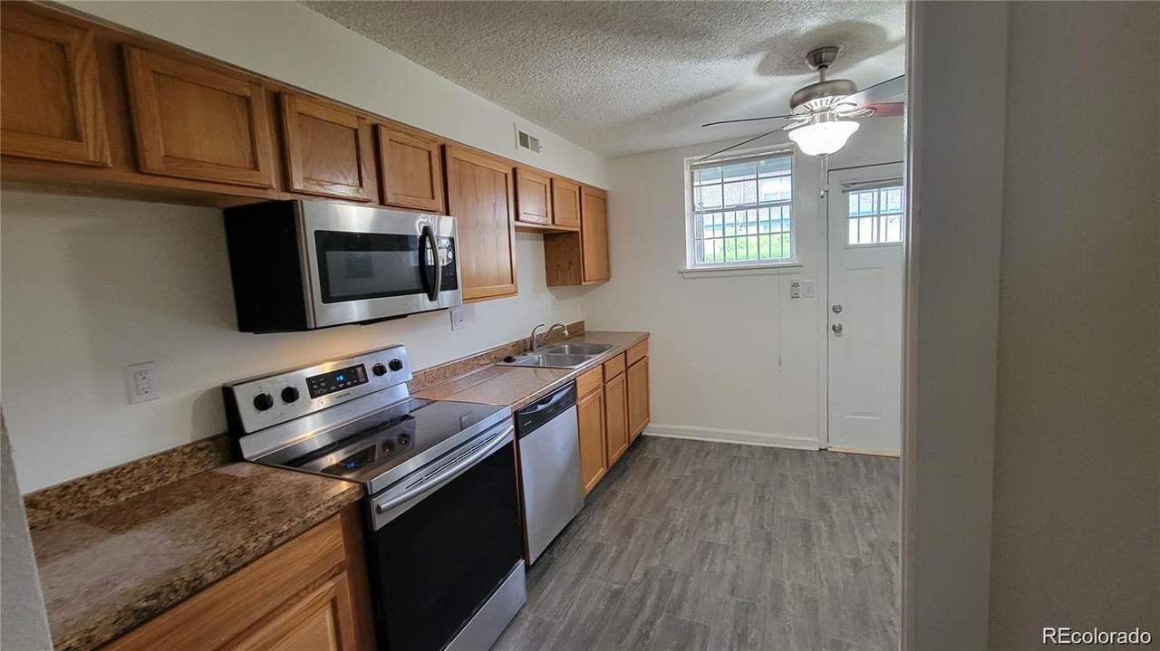 9250 Girard Avenue - Photo 1