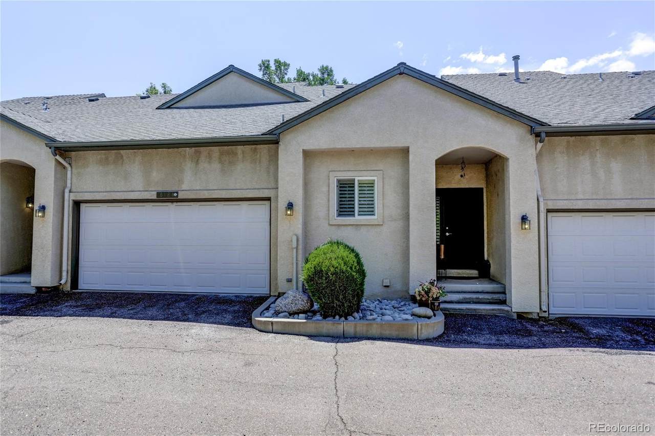 6184 Yale Avenue - Photo 1