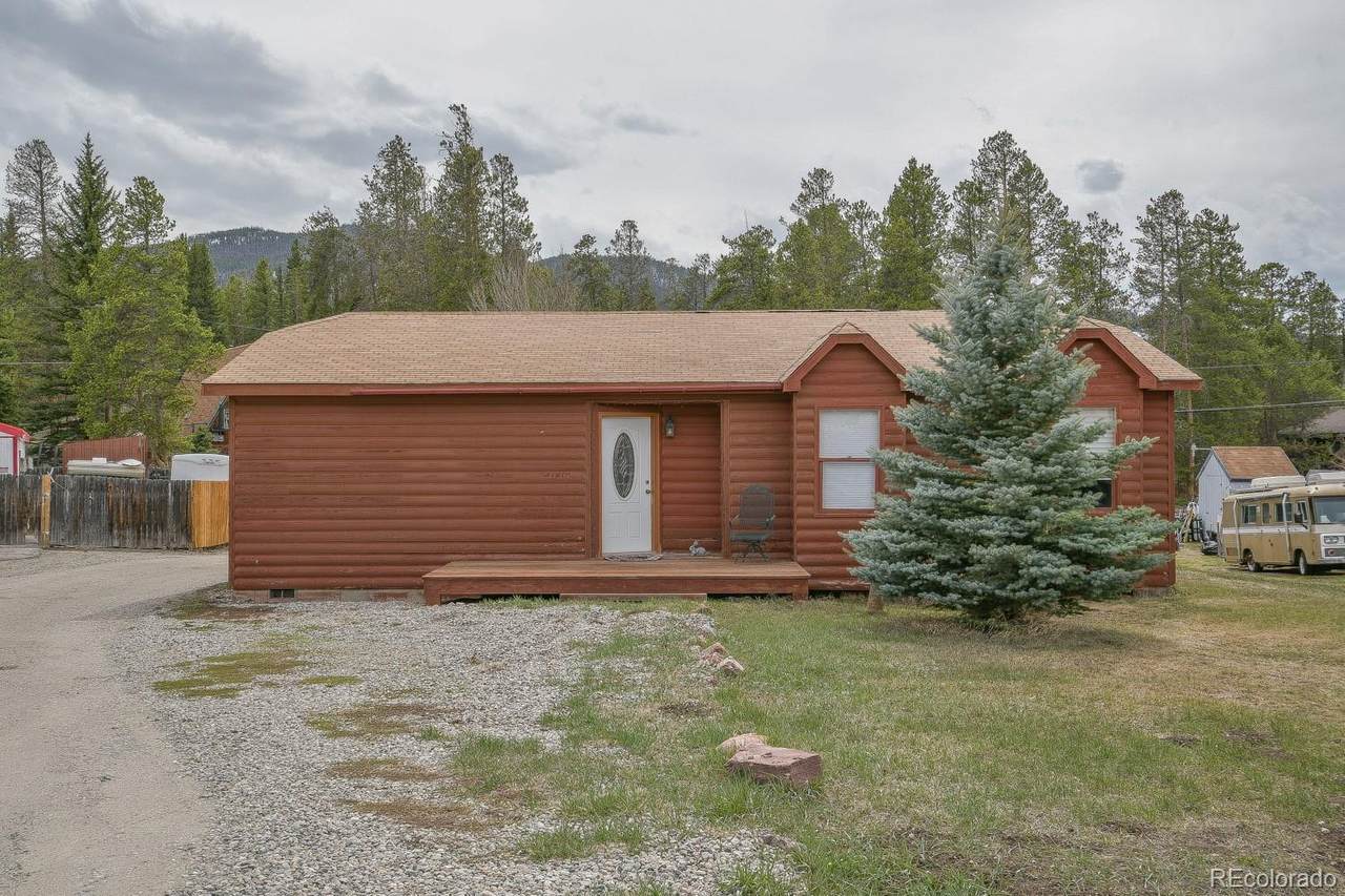 268 Meadow Drive - Photo 1