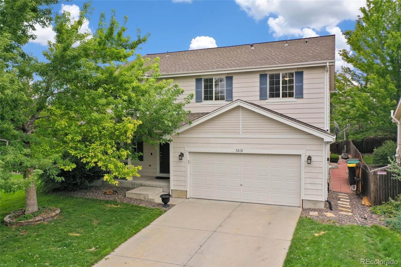 5212 Riviera Circle - Photo 1