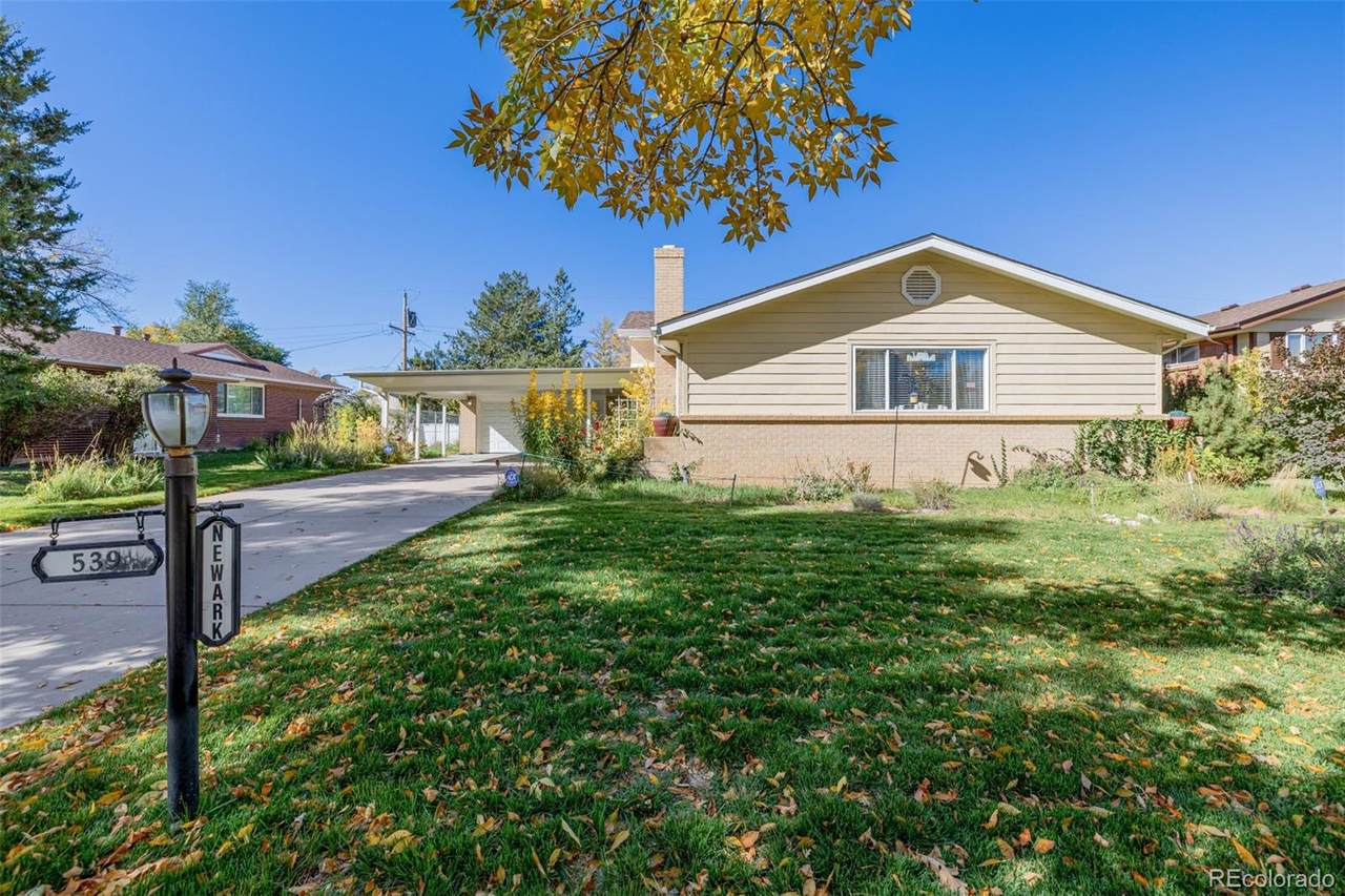 539 Newark Street - Photo 1