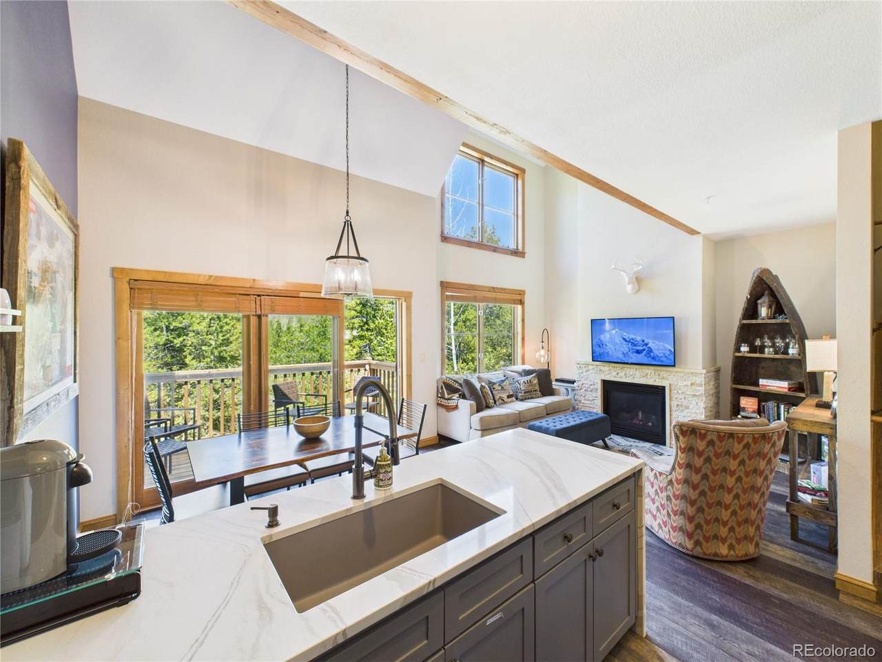 27 Lake Ridge Circle - Photo 1