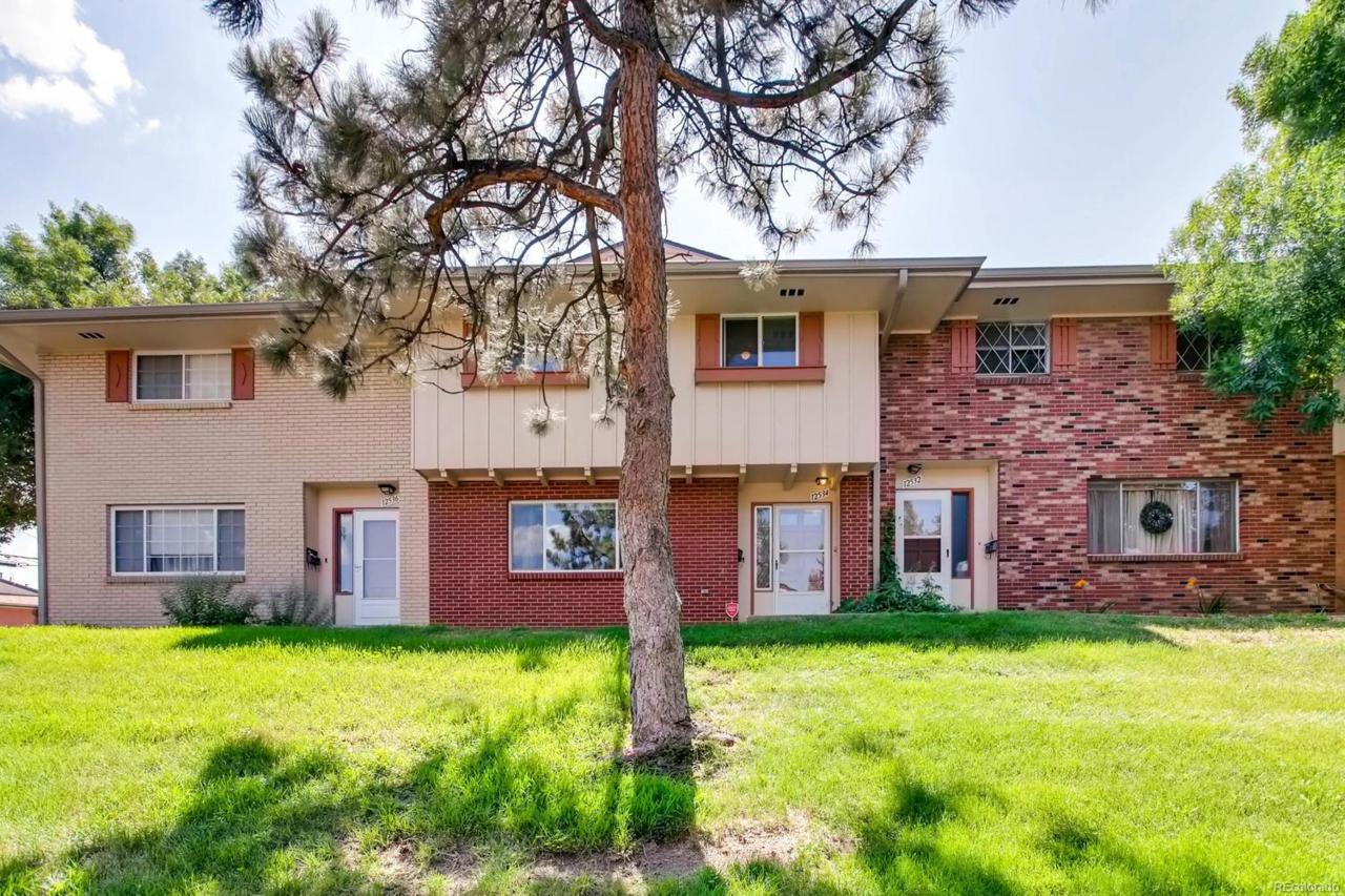 12534 Virginia Avenue - Photo 1