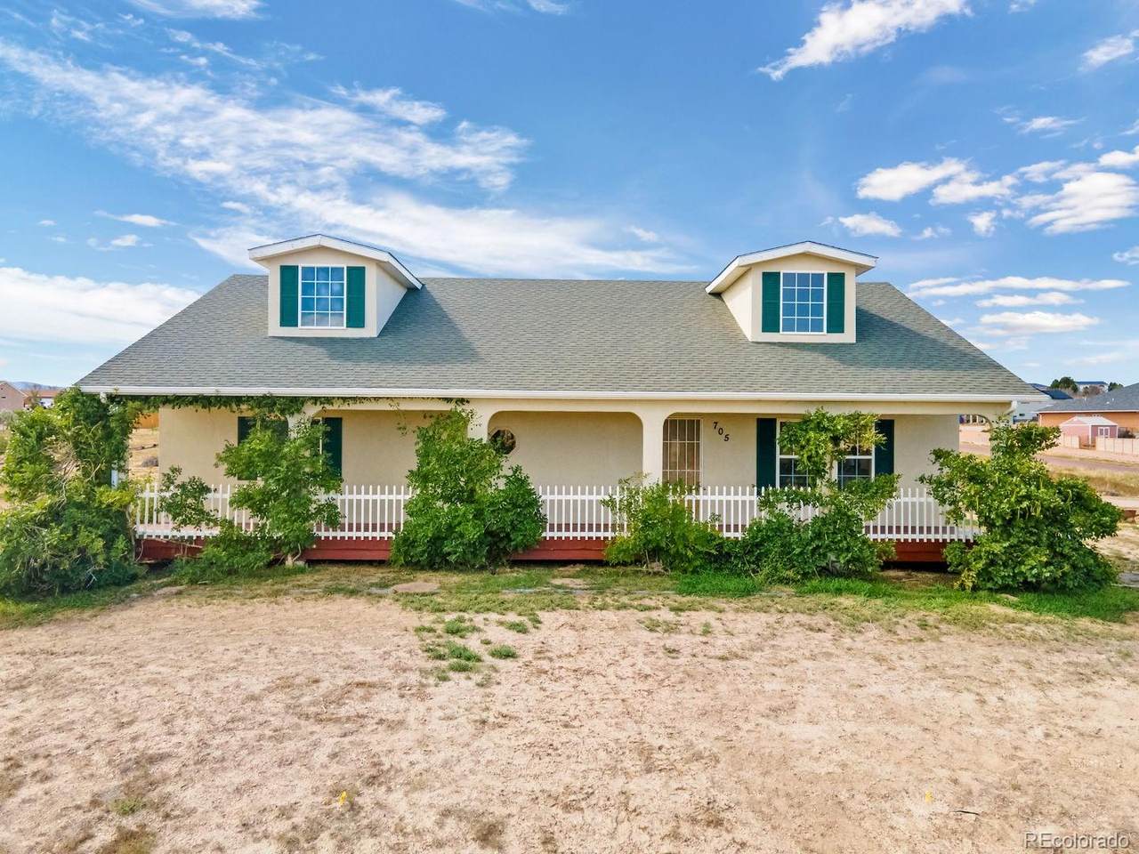 705 Carrizo Springs Avenue - Photo 1