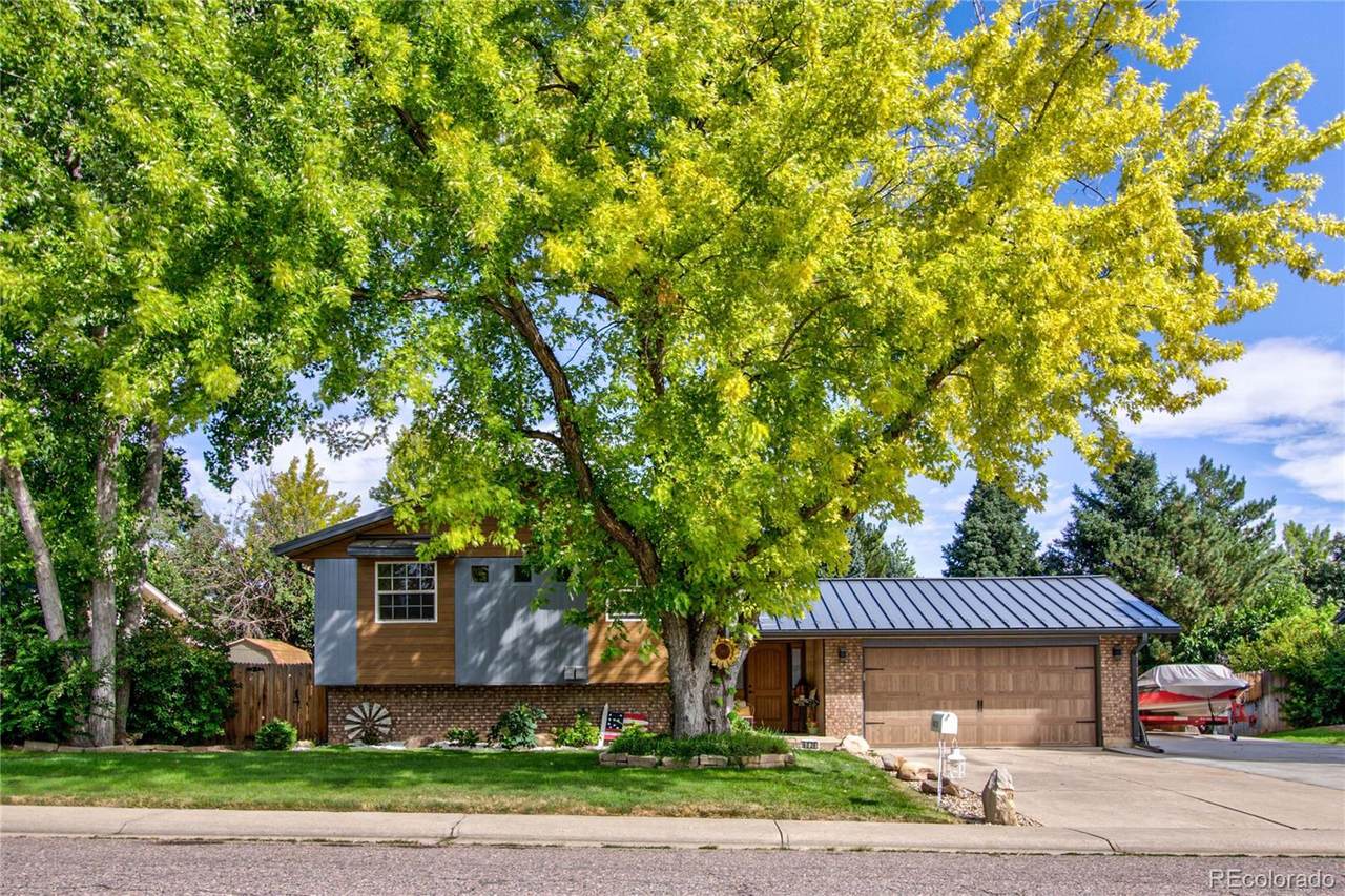 6039 Fair Drive - Photo 1