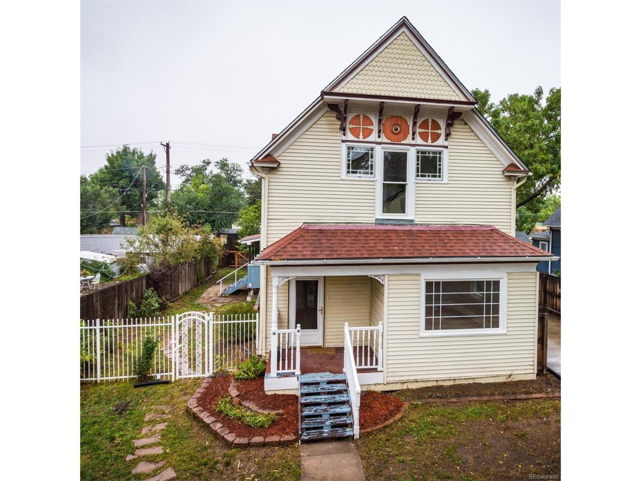 2115 Pikes Peak Avenue - Photo 1