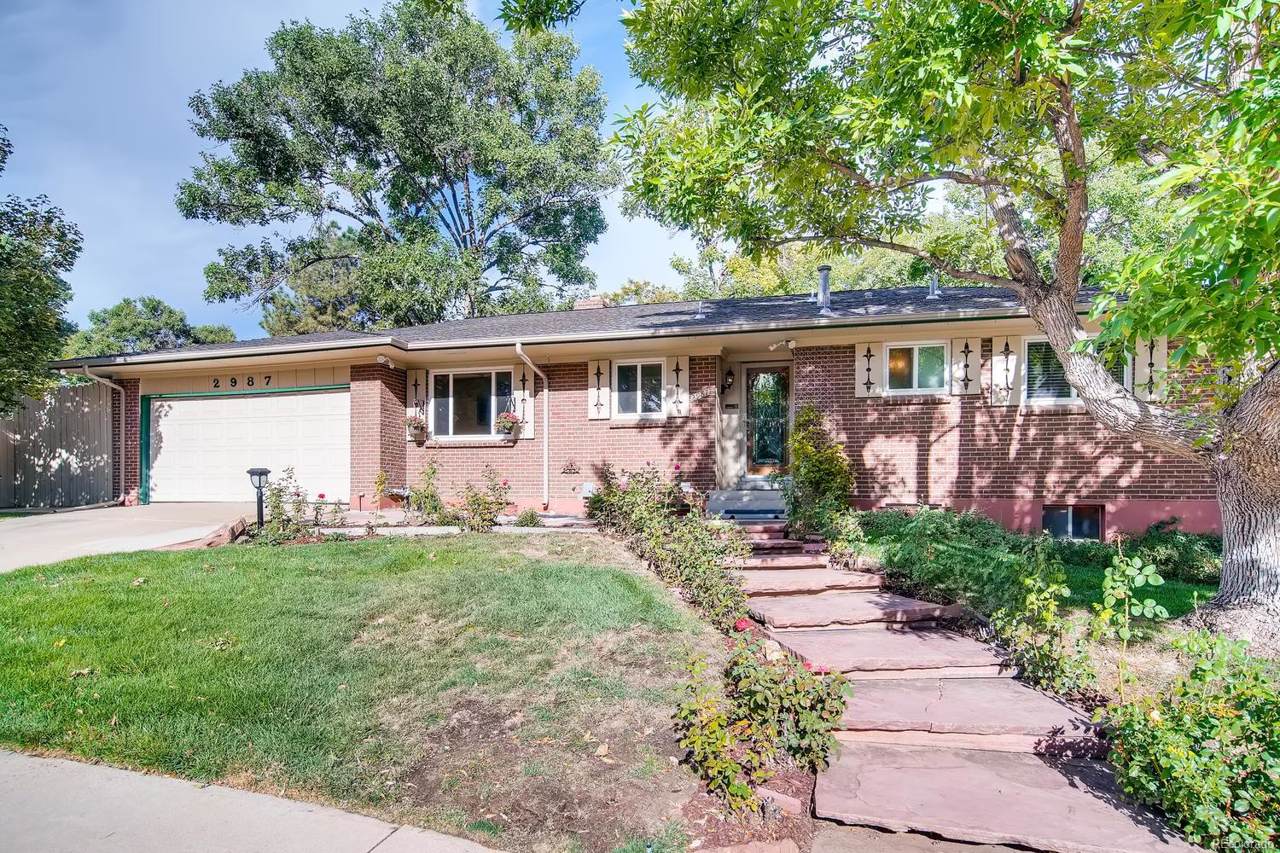 2987 Niagara Way - Photo 1