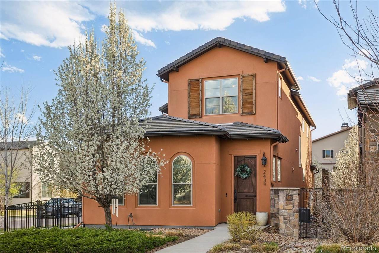 2439 Orchard Street - Photo 1