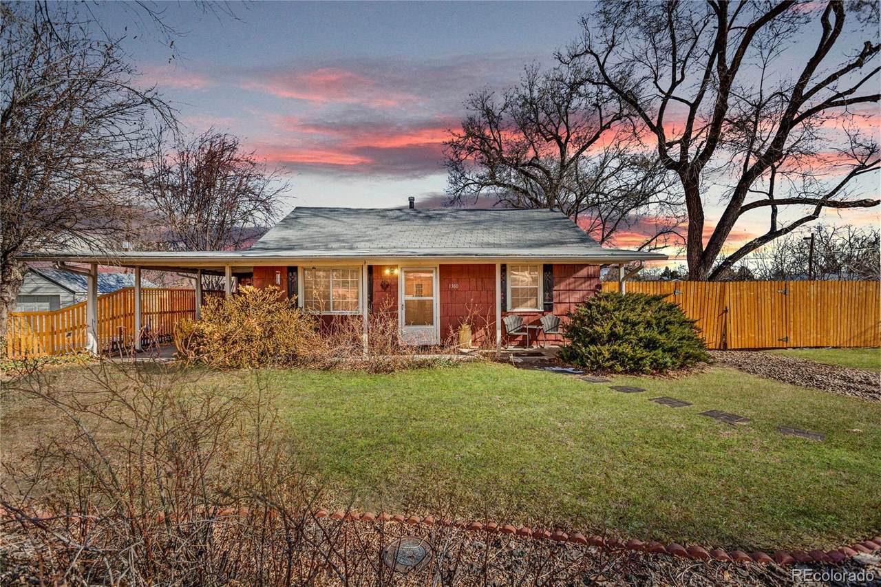 1360 Birch Street - Photo 1