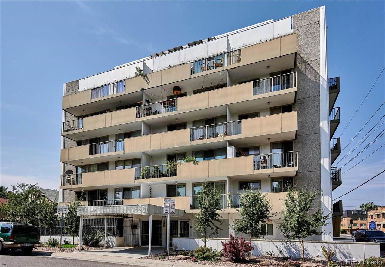 799 Dahlia Street - Photo 1