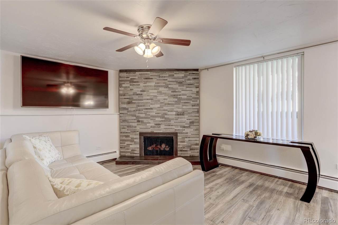 2190 Holly Street - Photo 1