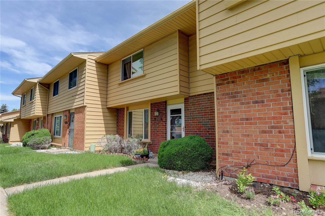 12420 Kansas Place - Photo 1