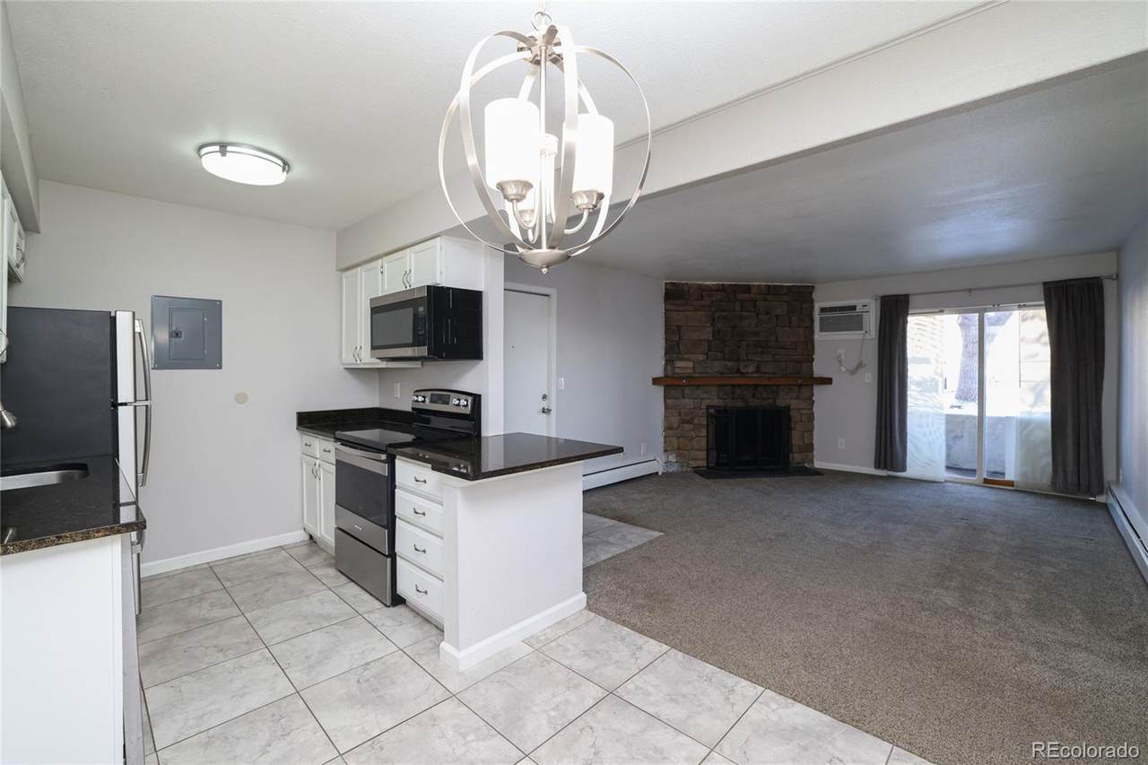 10150 Virginia Avenue - Photo 1