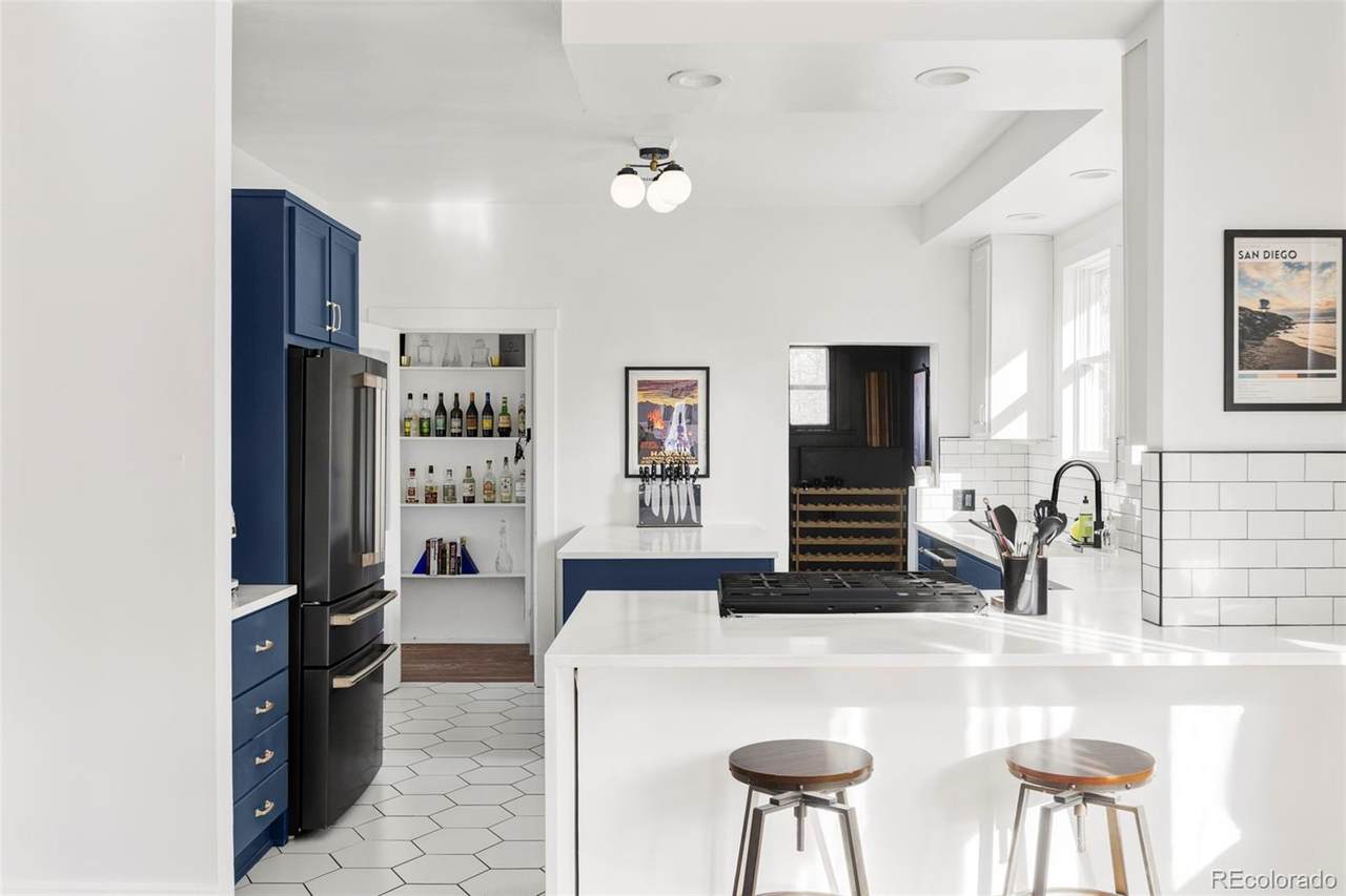 2542 Irving Street - Photo 1