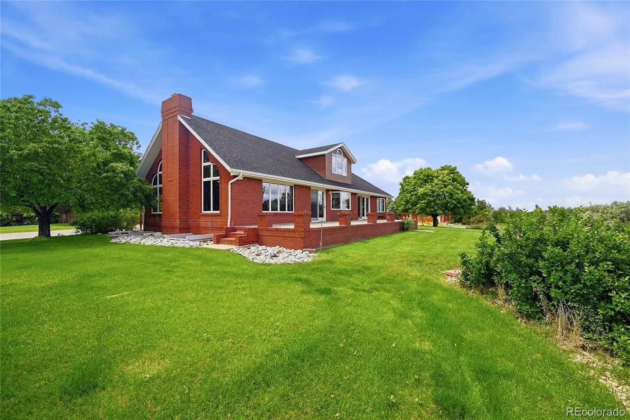 18459 Shawnee Place - Photo 1