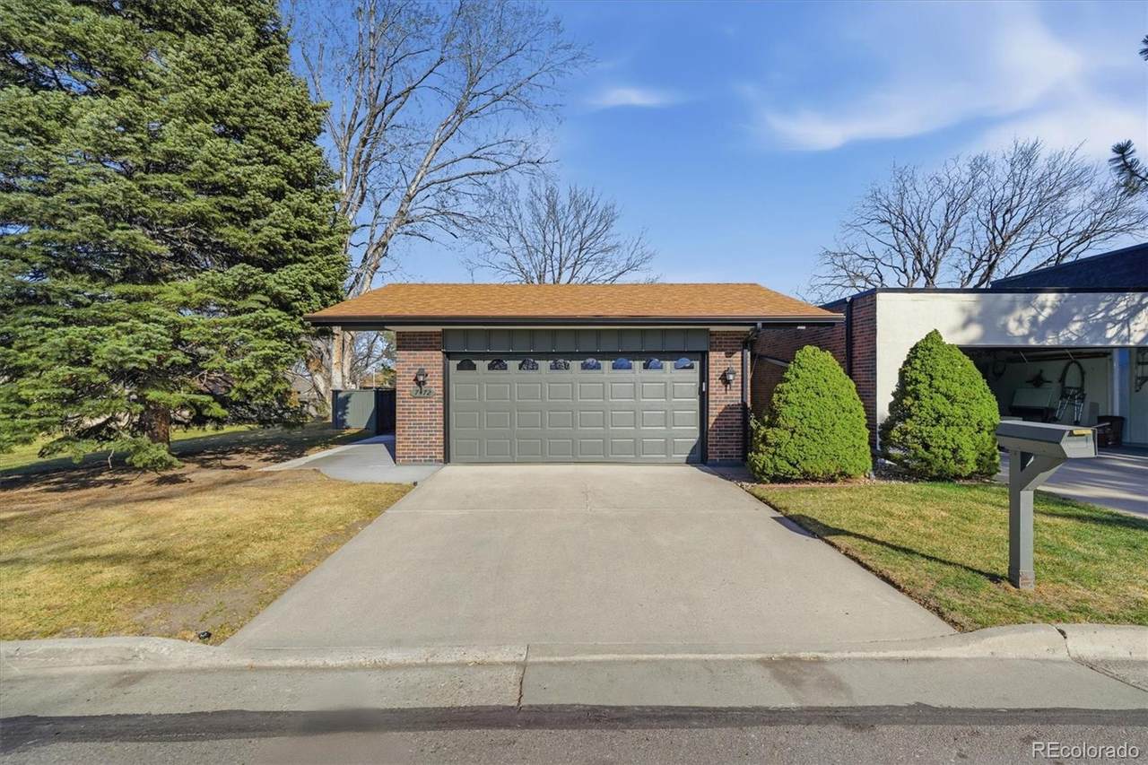 7472 Cedar Circle - Photo 1