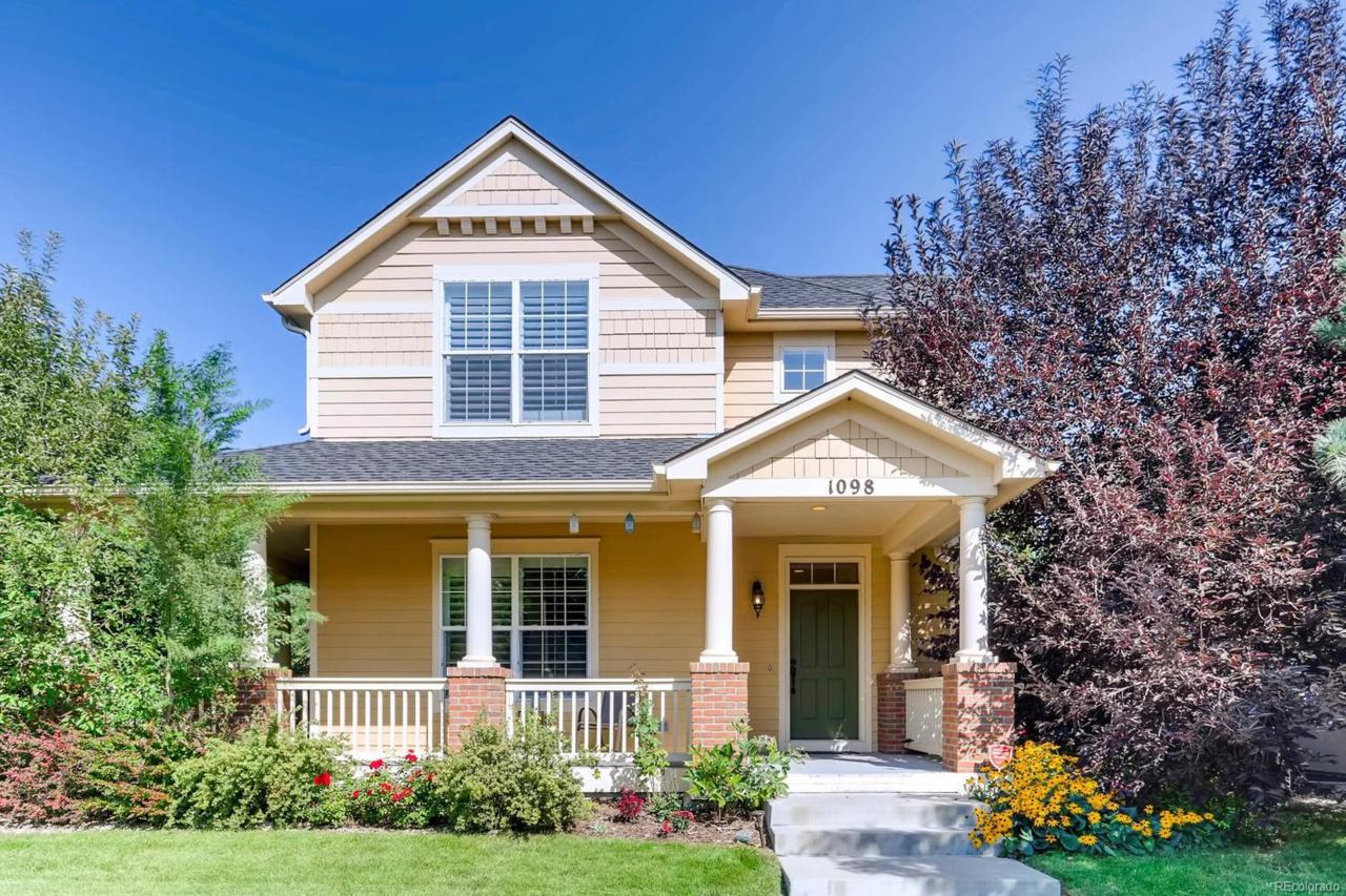 1098 Syracuse Street - Photo 1