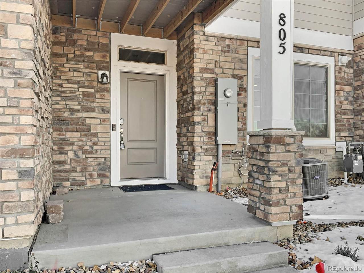 883 98th Avenue - Photo 1