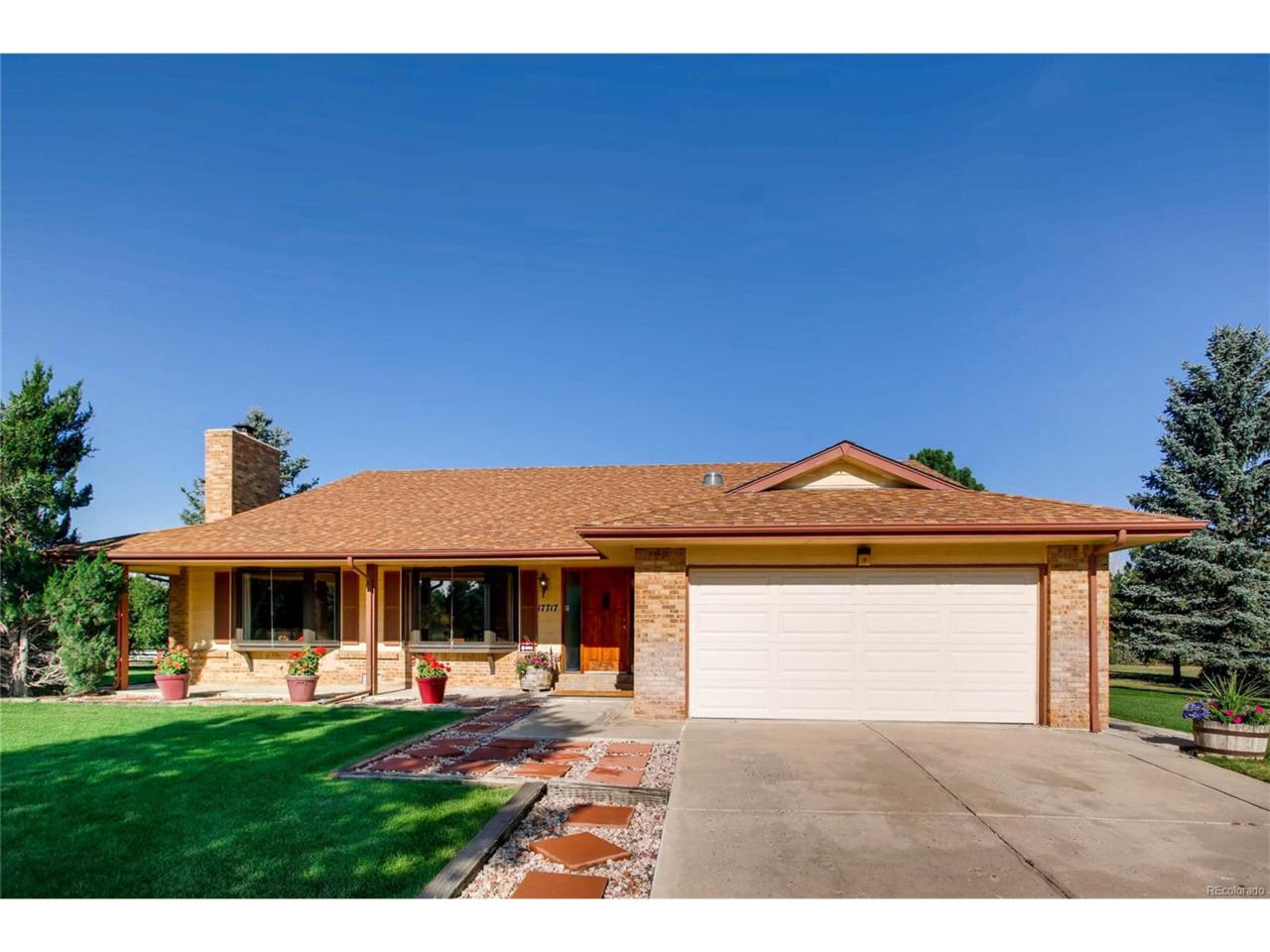 17717 E Davies Avenue, Foxfield, CO 80016 (MLS #2273575) :: 8z Real Estate
