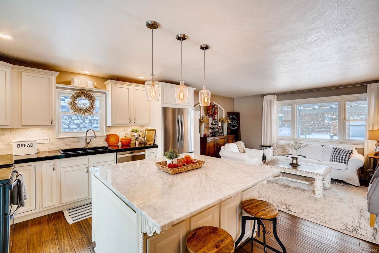 53 Gordon Drive - Photo 1