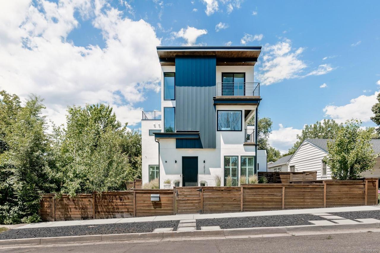 2921 Chase Street - Photo 1