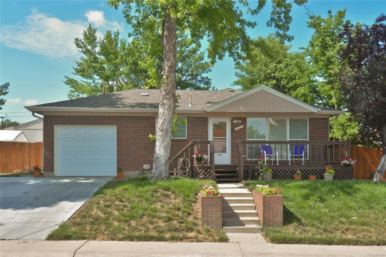 201 Emery Road - Photo 1