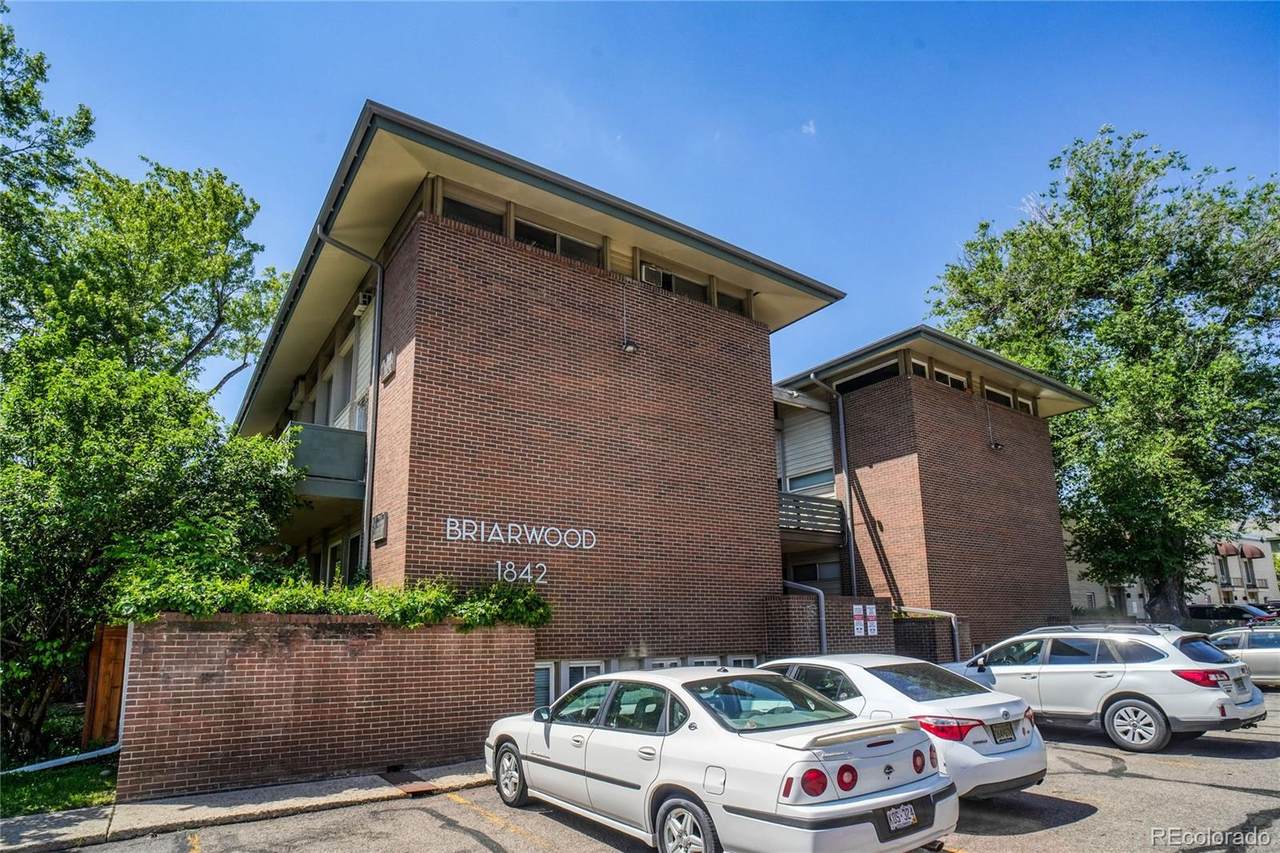 1842 Canyon Boulevard - Photo 1