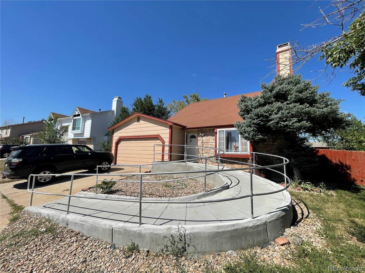 4783 Chandler Court - Photo 1