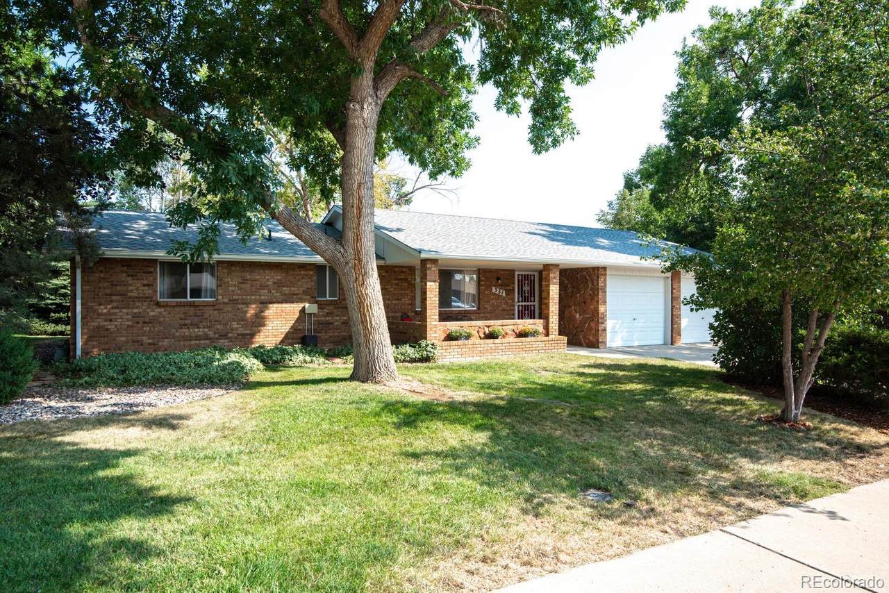 331 Juniper Place - Photo 1