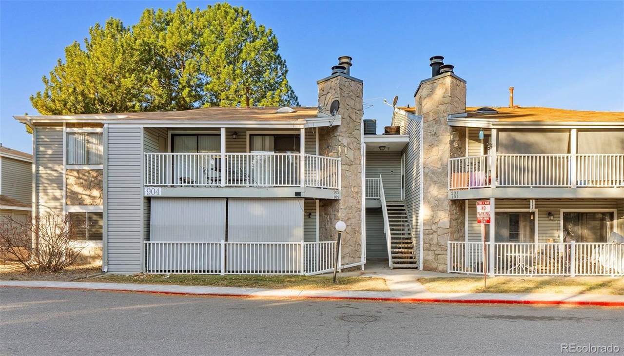 904 Walden Way - Photo 1