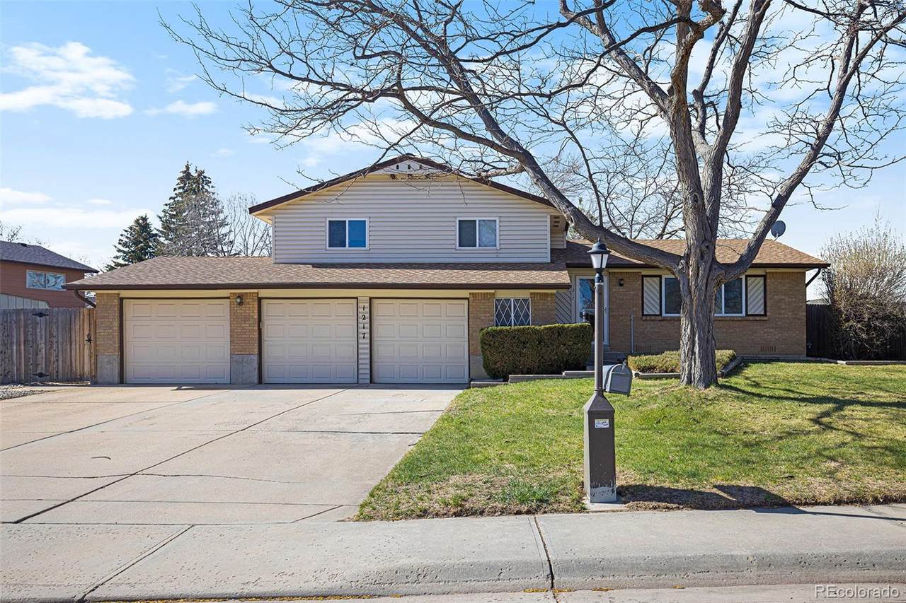 1217 Holly Avenue - Photo 1