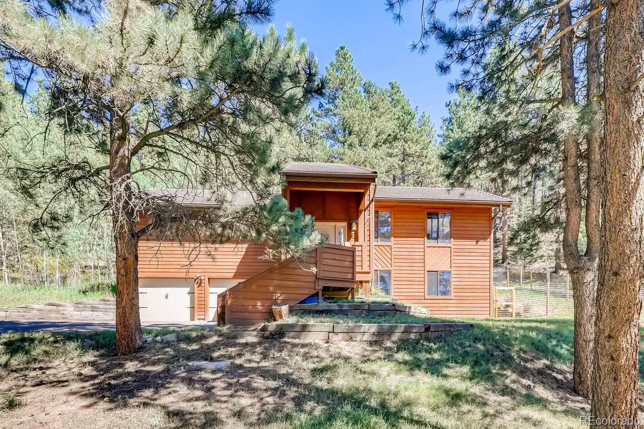 905 Sun Valley Drive - Photo 1