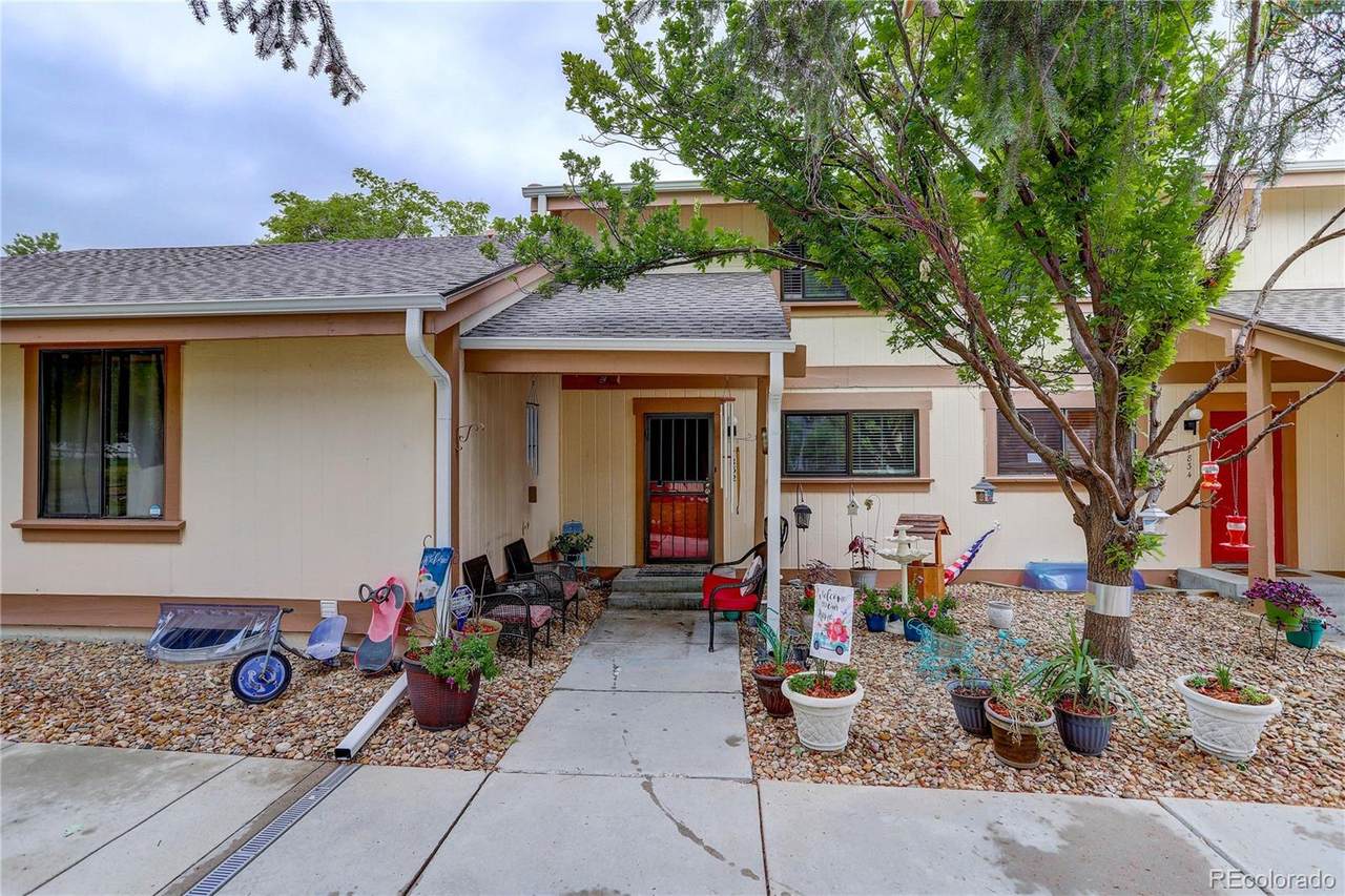 7832 90th Avenue - Photo 1