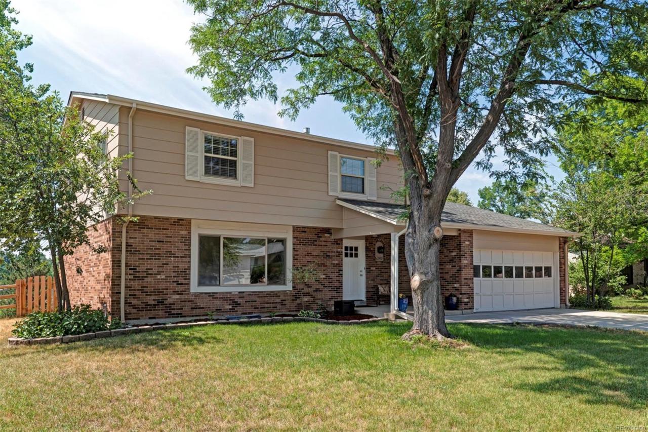6240 Canyon Avenue - Photo 1