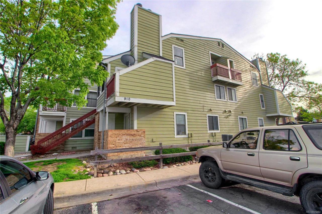 910 Dawson Way - Photo 1