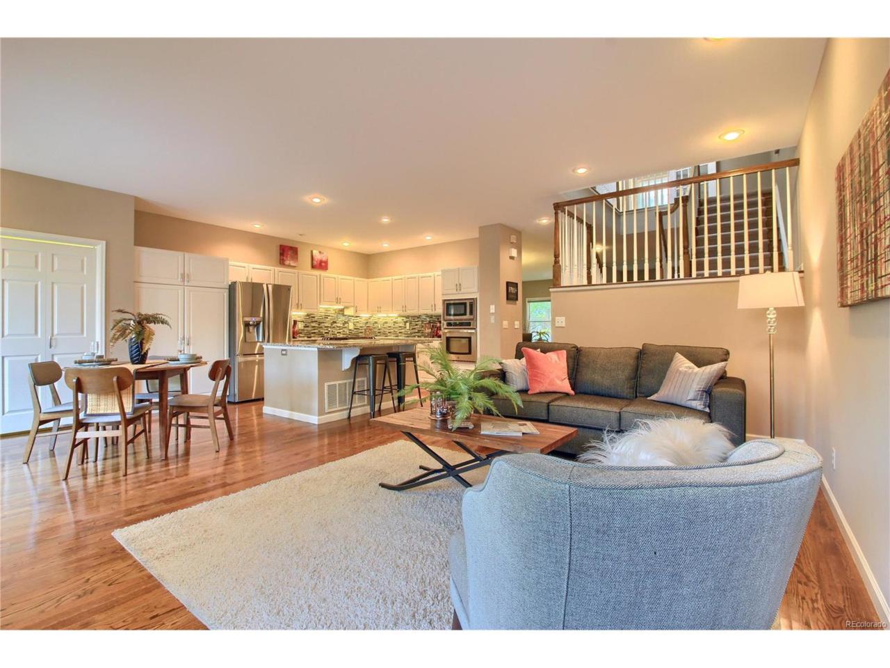 727 Ash Street - Photo 1