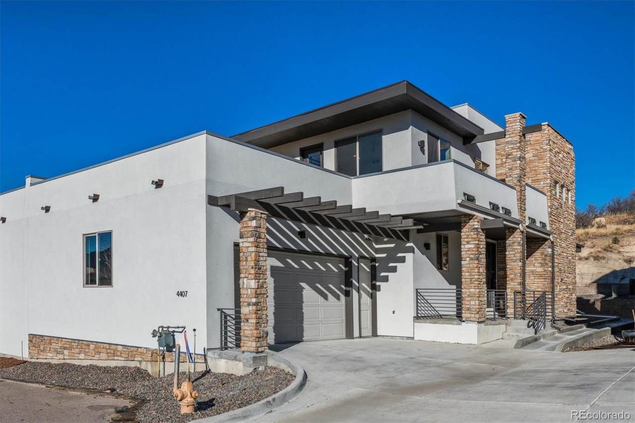 4407 Echo Butte Lane - Photo 1