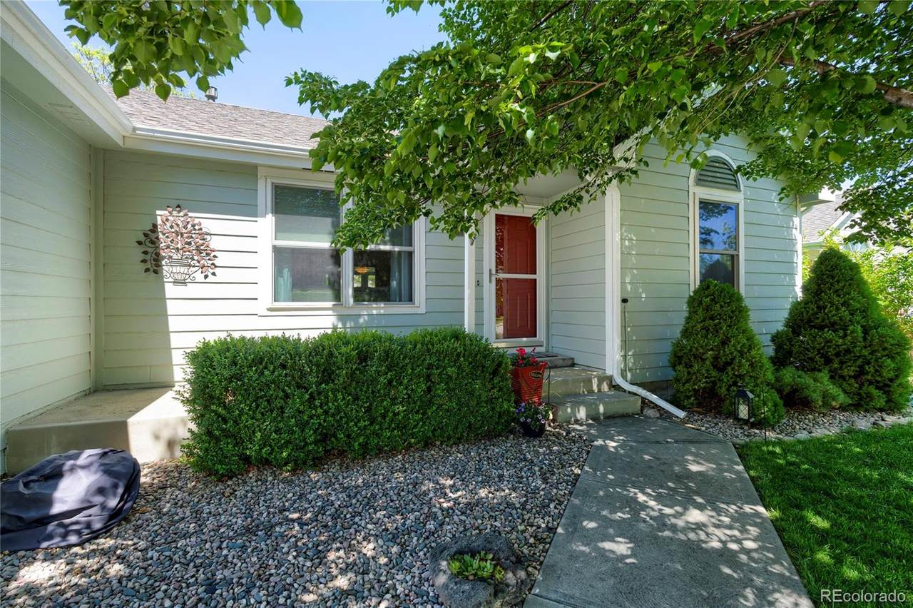 321 Holladay Court - Photo 1