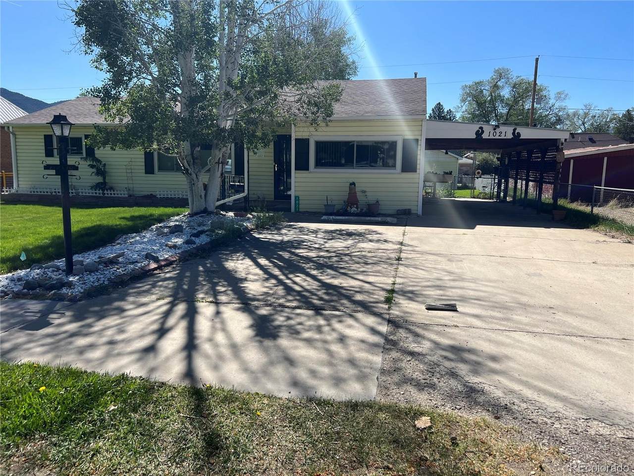 1021 G Street - Photo 1