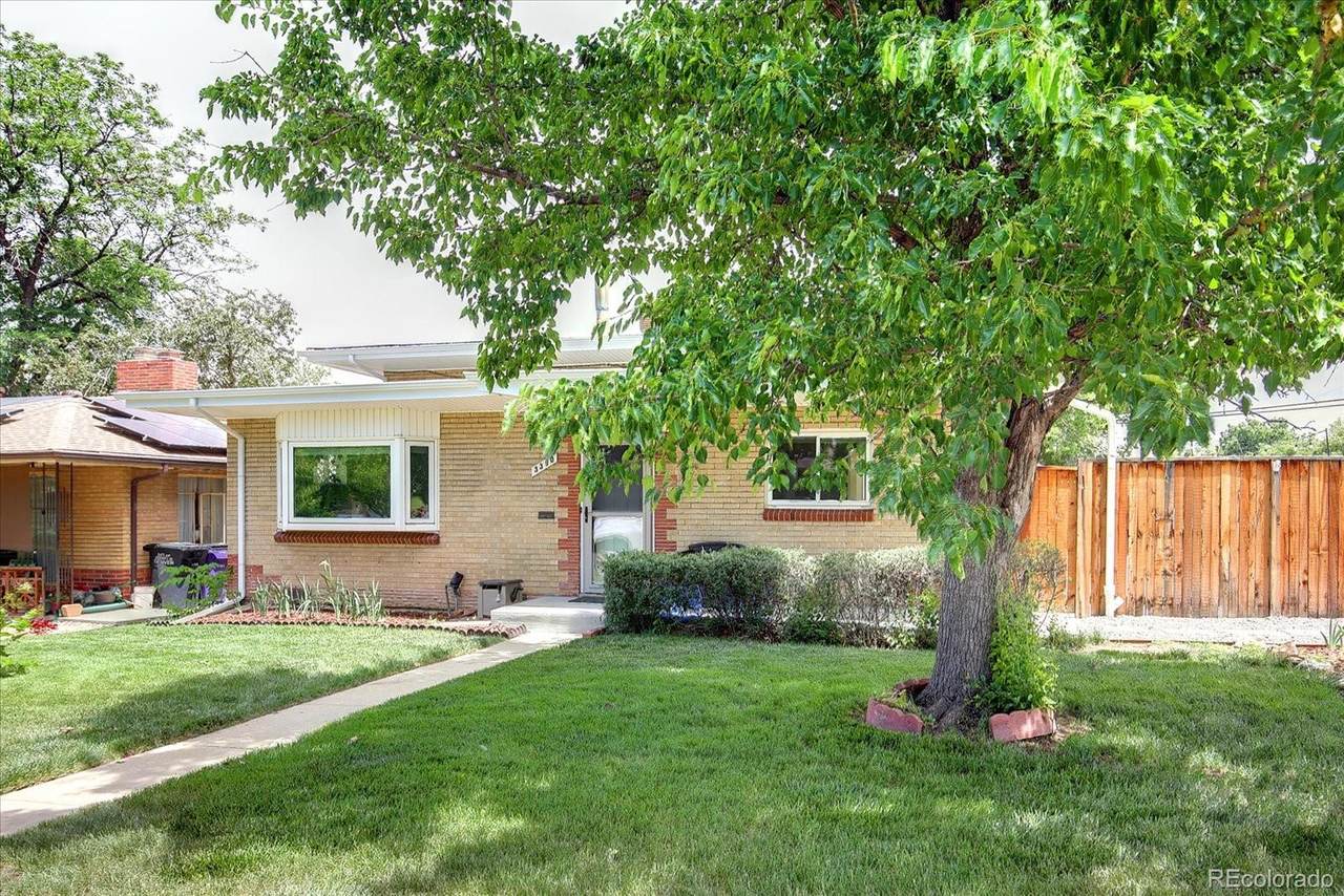 3390 Dexter Street - Photo 1