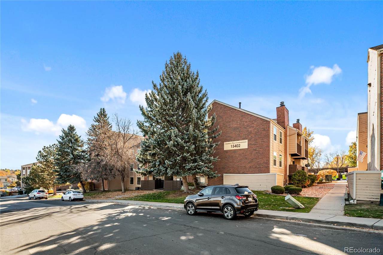 15402 Arizona Avenue - Photo 1