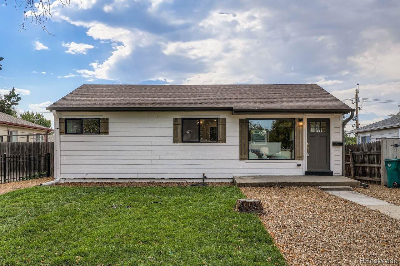 1673 Lansing Street - Photo 1