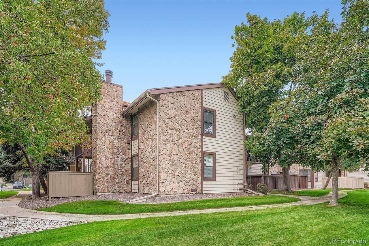 7720 87th Drive - Photo 1