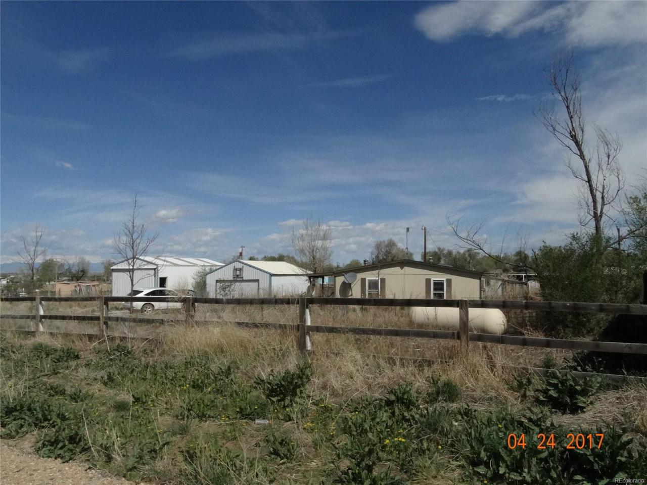 15297 Caroline Avenue, Fort Lupton, CO 80621 (MLS #2588743) :: 8z Real Estate