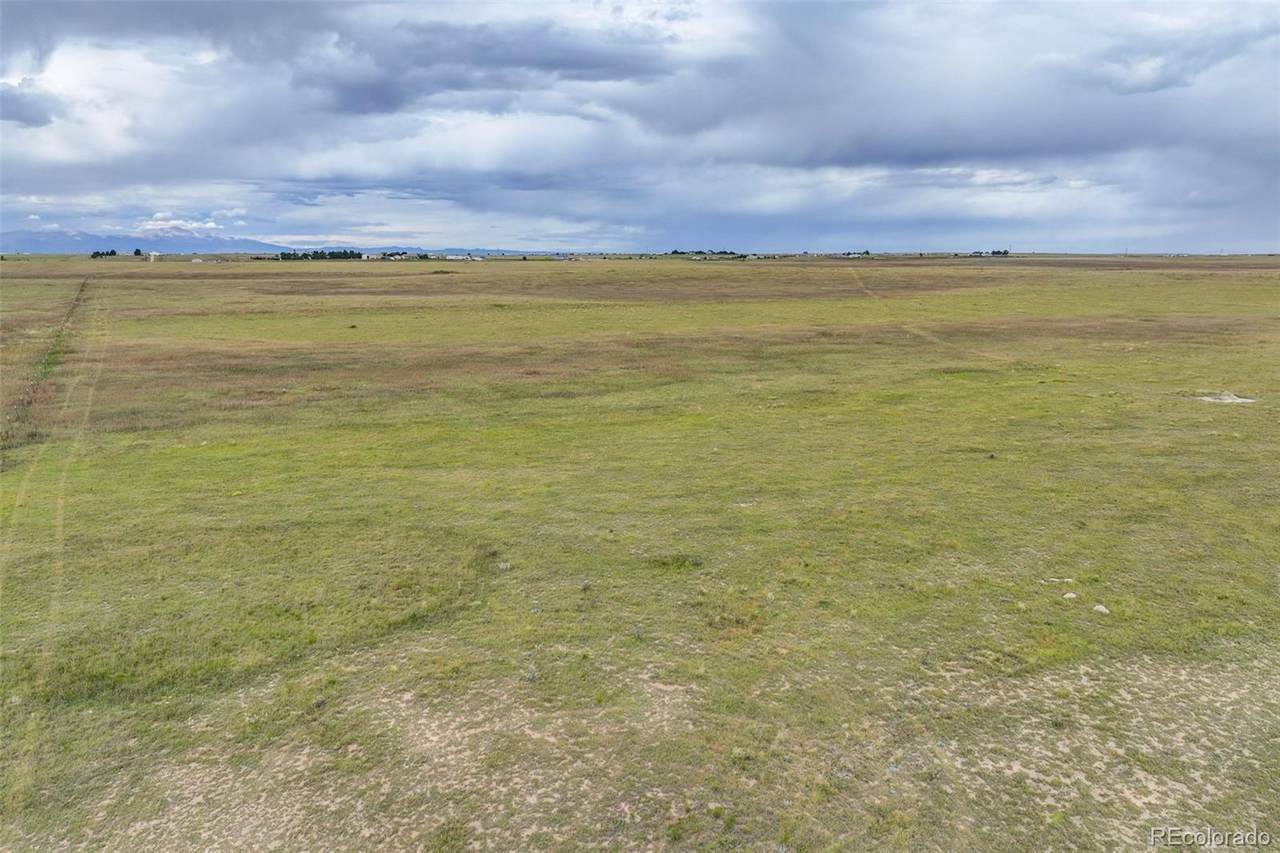  Equestrian Point - Photo 1