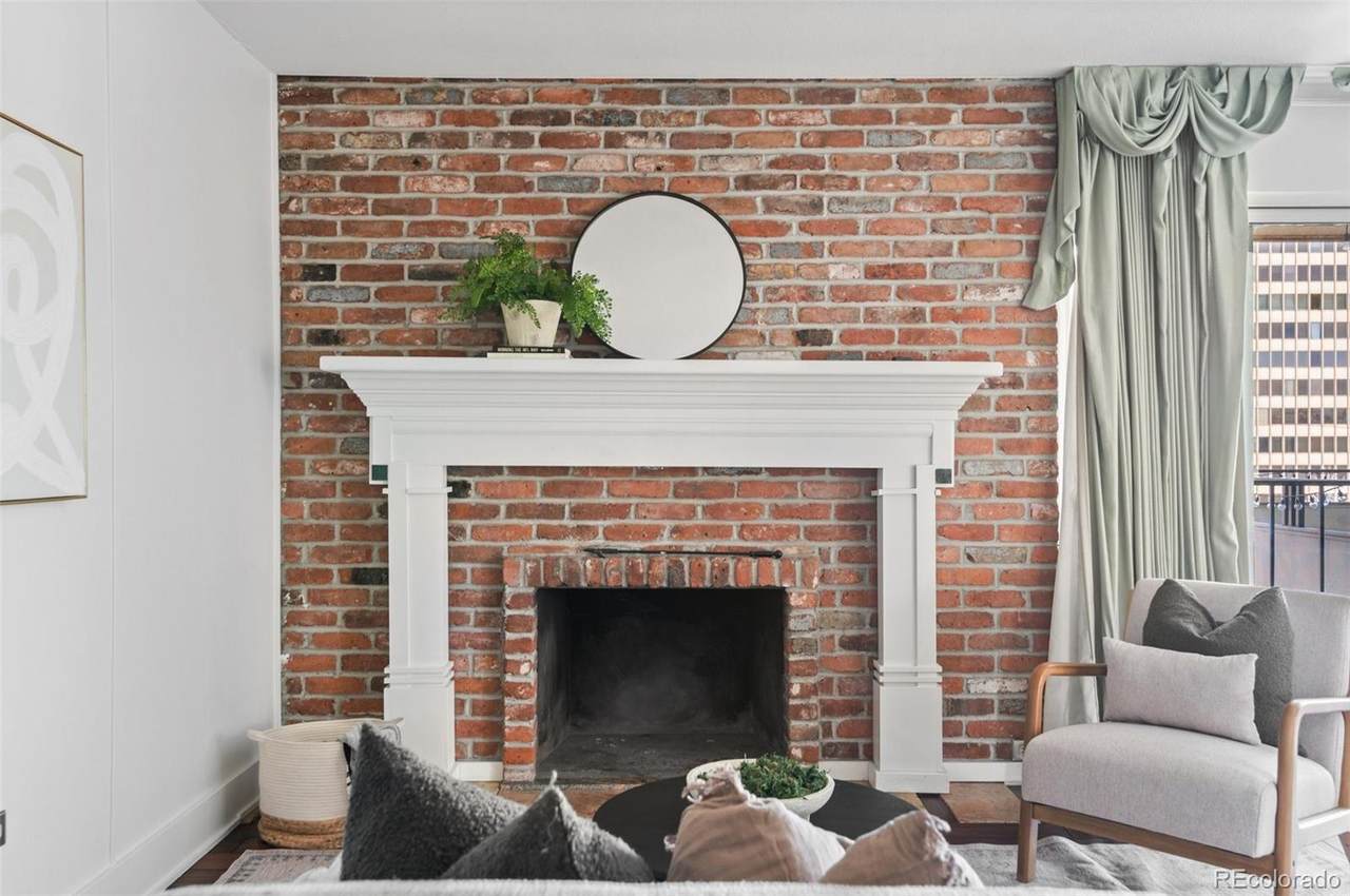 700 Washington Street - Photo 1