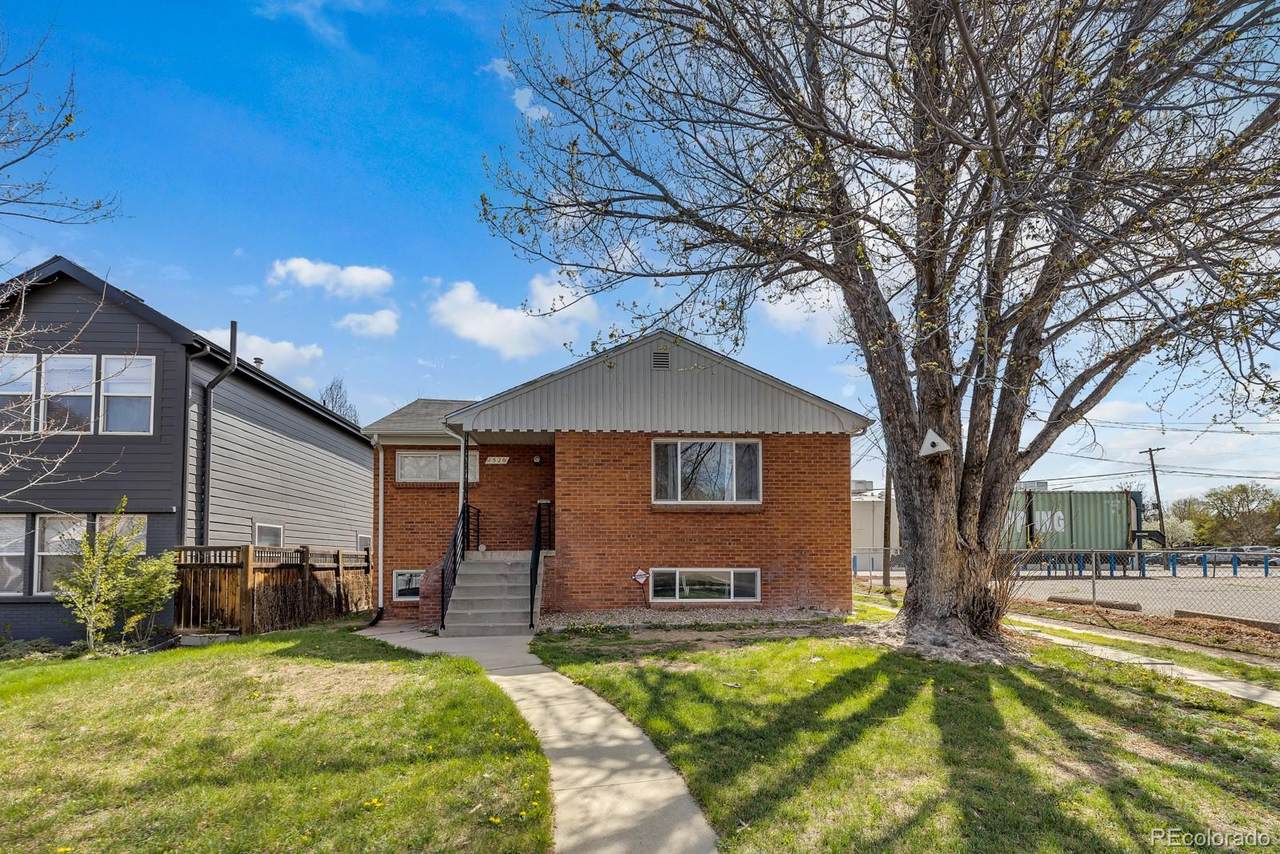 1520 Oneida Street - Photo 1