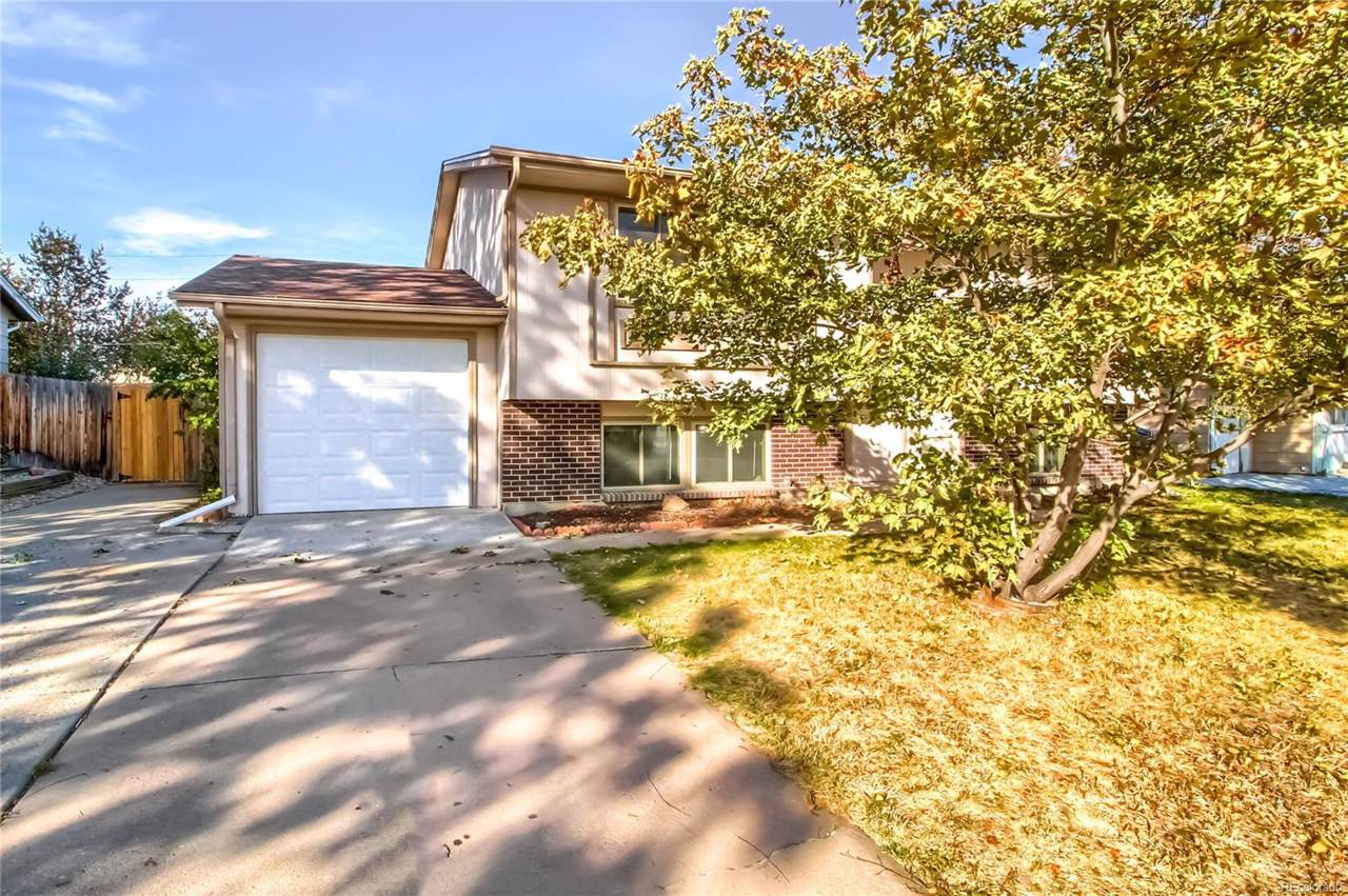 3451 Edgemore Place - Photo 1